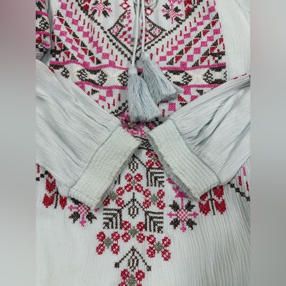 Sundance Womens Embroidered Top Size XS Light Blue Boho Gypsy Artsy Lightweight - Picture 10 of 10
